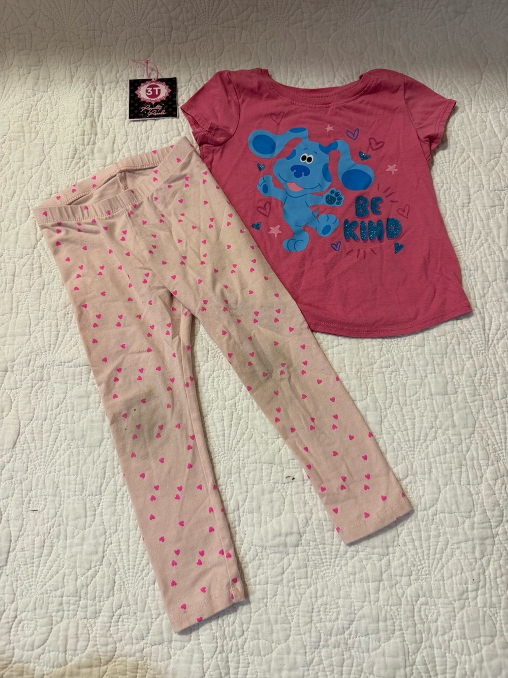 Kids Matching Set - Pink 'Be Kind' Tee and Heart Leggings